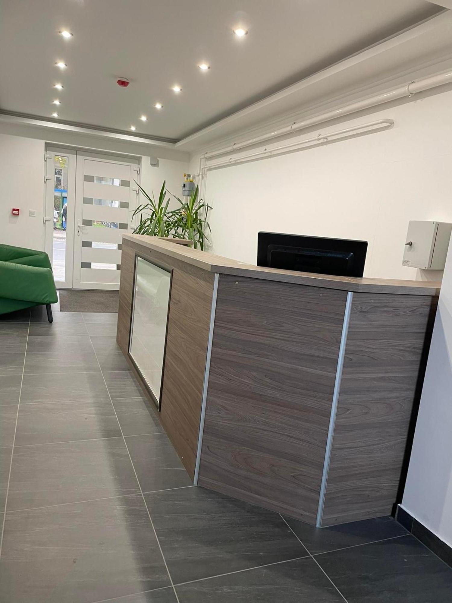 Titan Centrum Apartman Nyíregyháza Екстериор снимка